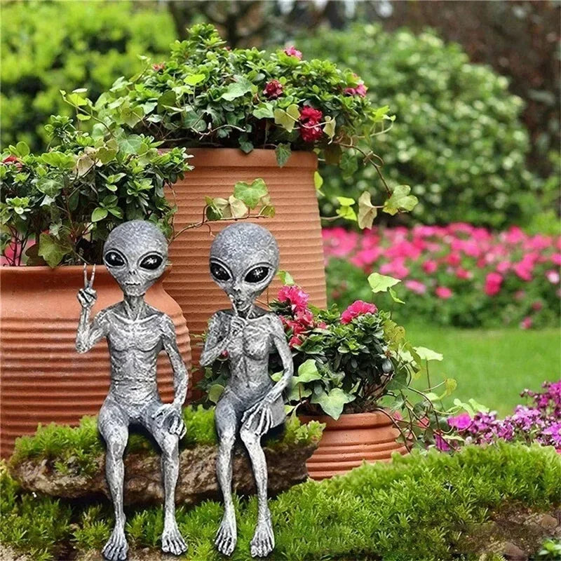 Funny Resin Alien Statue