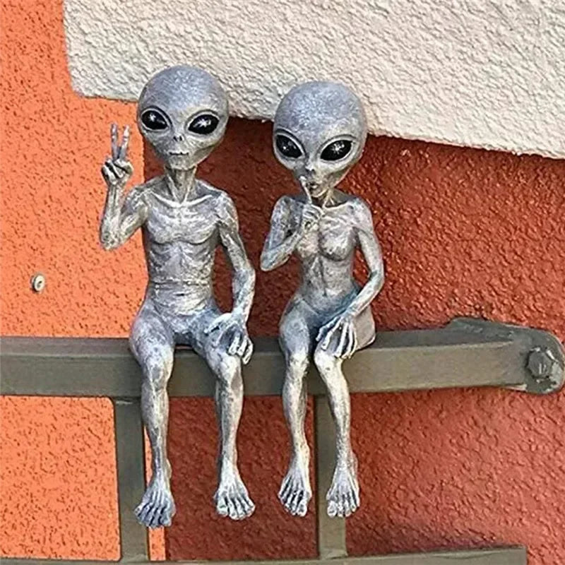 Funny Resin Alien Statue
